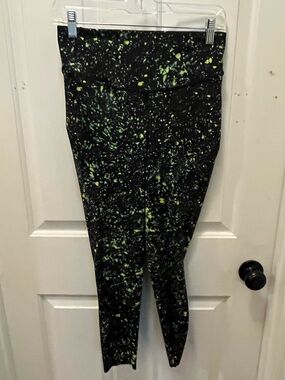 🍋 LIKE NEW Lululemon Sparks Fly Multi Base Pace HR Running Tight 25" - Sz 8